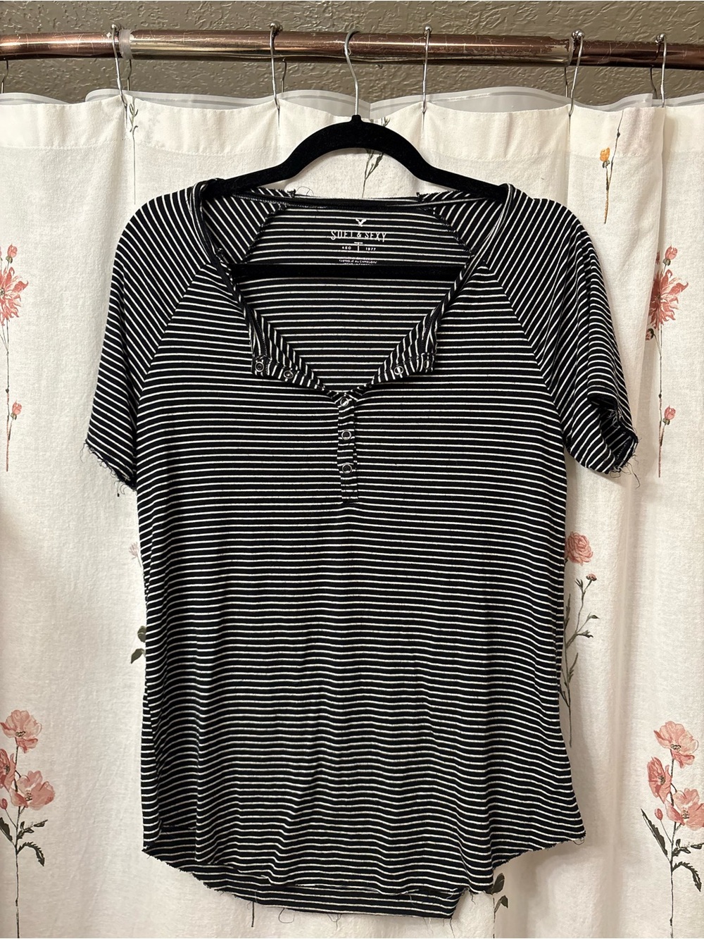 American Eagle Outfitters Black & White Striped Short-Sleeve Henley Tee